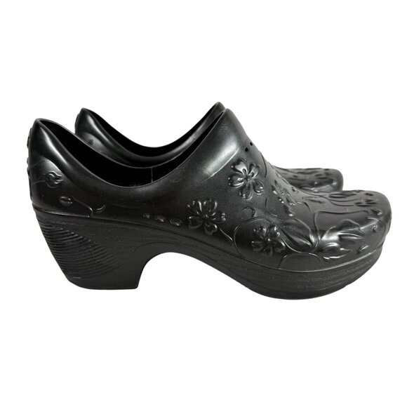 Dansko Pixie Molded EVA Floral Embossed Mules Clogs Black Women’s Sz 38 US 7.5 8 - Picture 3 of 8